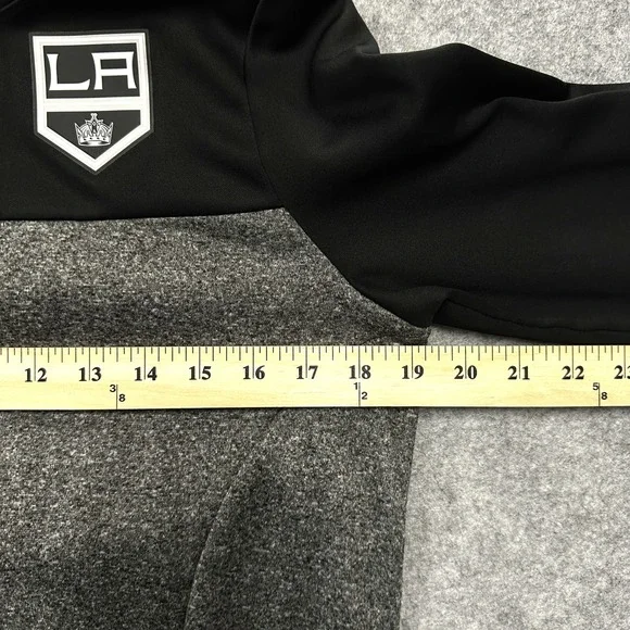 NHL Fanatics LA Kings Hoodie Womens S Black Gray Logo Chest Hockey Fan - Picture 6 of 9